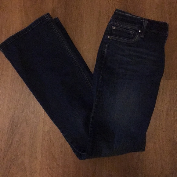 Classic boot leg WHBM medium washed blue jeans👖 - Picture 4 of 7
